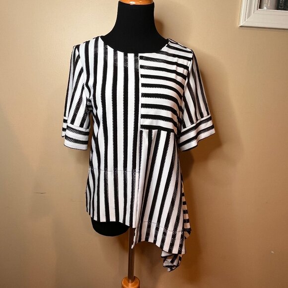 Gracia Statement Shirt with Asymmetrical side detail Size S Stretchy Upscale Top - Picture 1 of 12